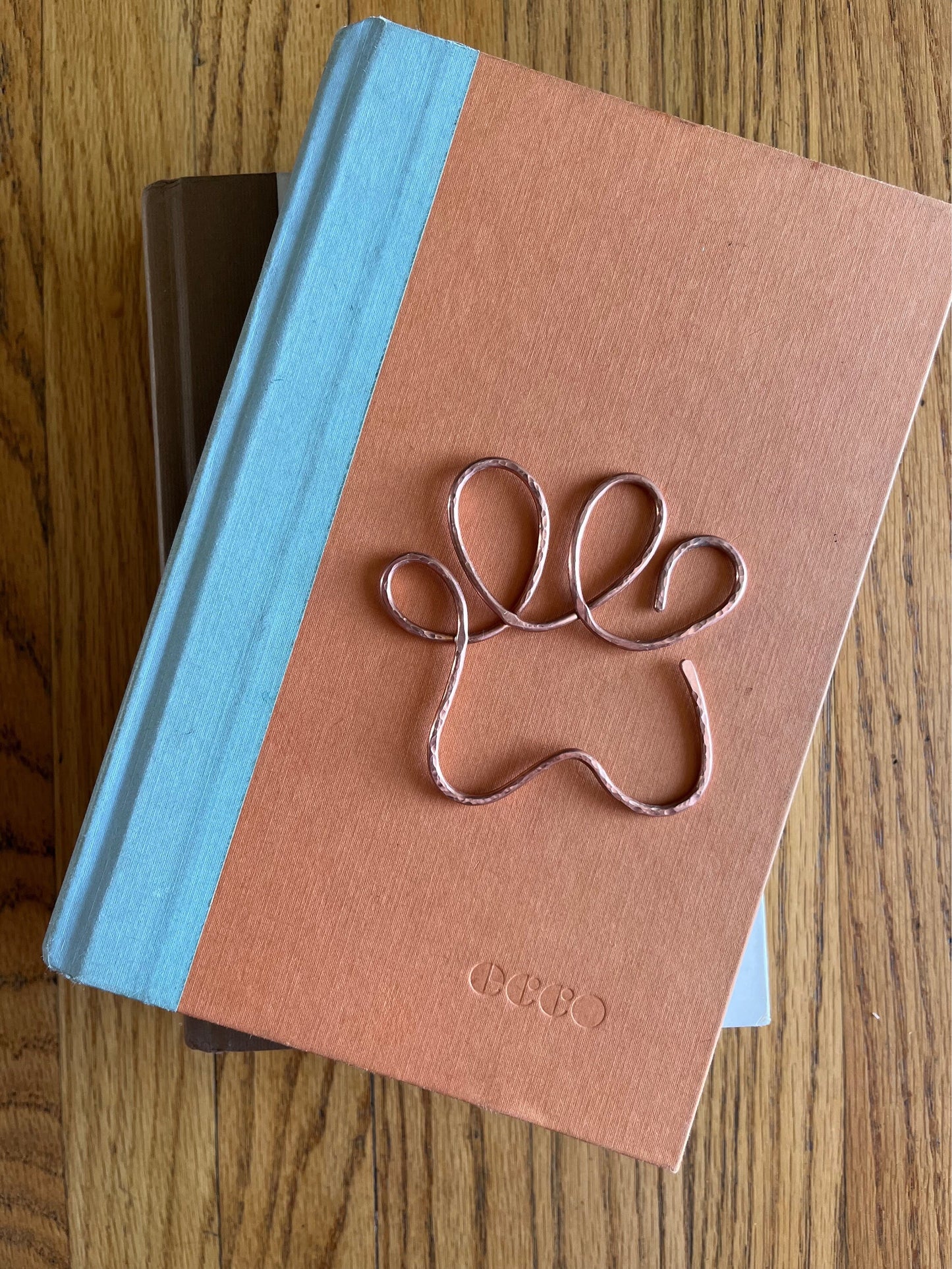 Handmade Copper Dog Paw Bookmark: Gift for Book Lover, Book Jewelry, Reading Accessory