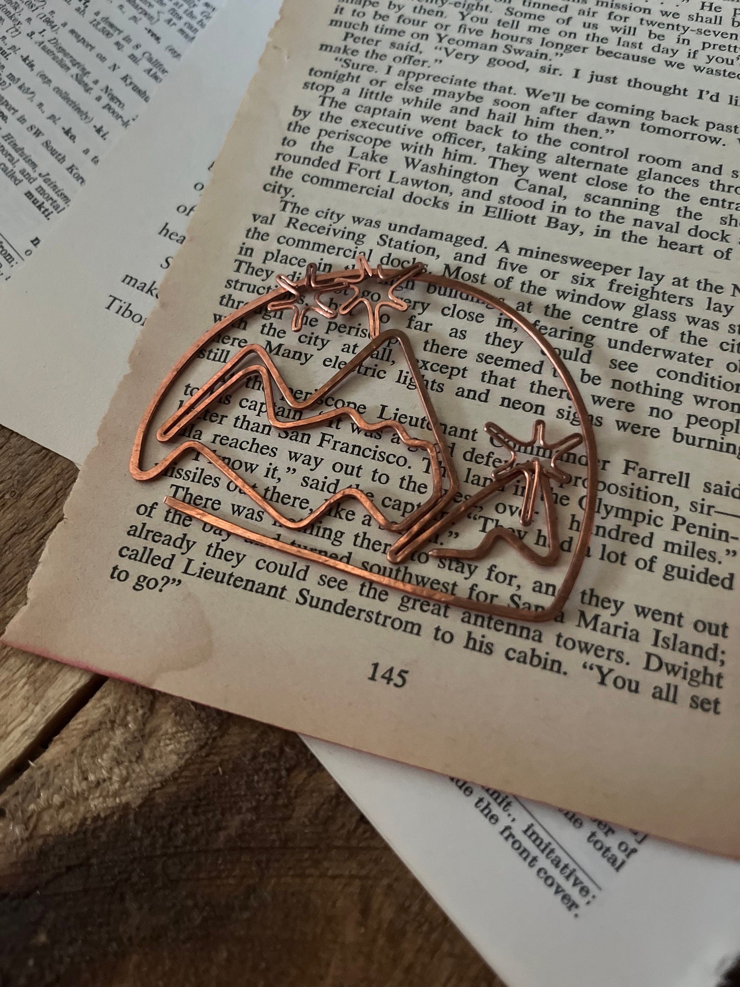 ACOTAR Inspired Bookmark | VELARIS City of Starlight | Handmade Bookish | Book Jewelry | Reading Accessories | Notebook Journal Stationary