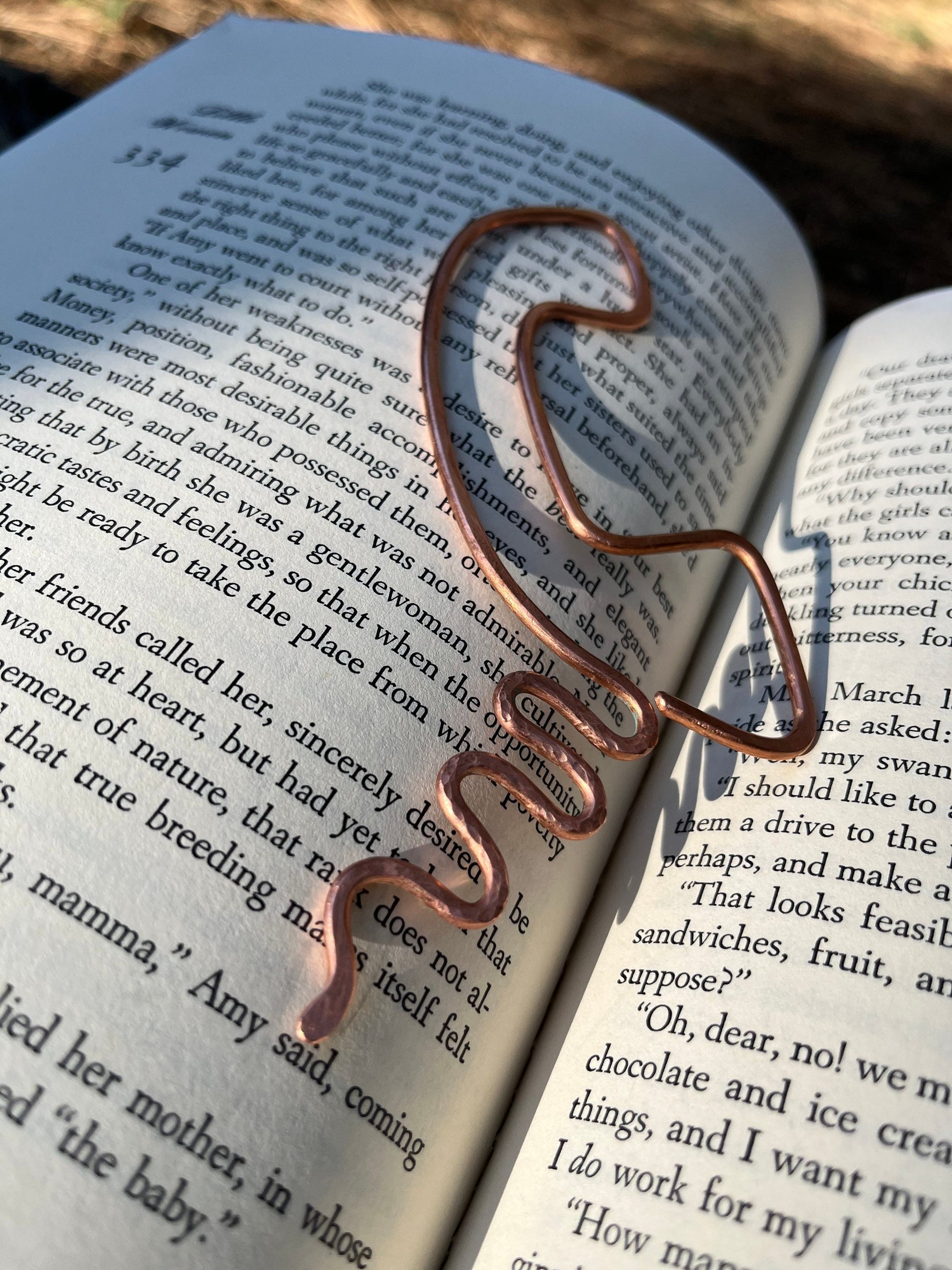 Phone Bookmark | Handmade Salvaged Copper Wire Line Art | Bookworm Gift | Reading Journal Stationary | Notebook Accessories | Book Jewelry