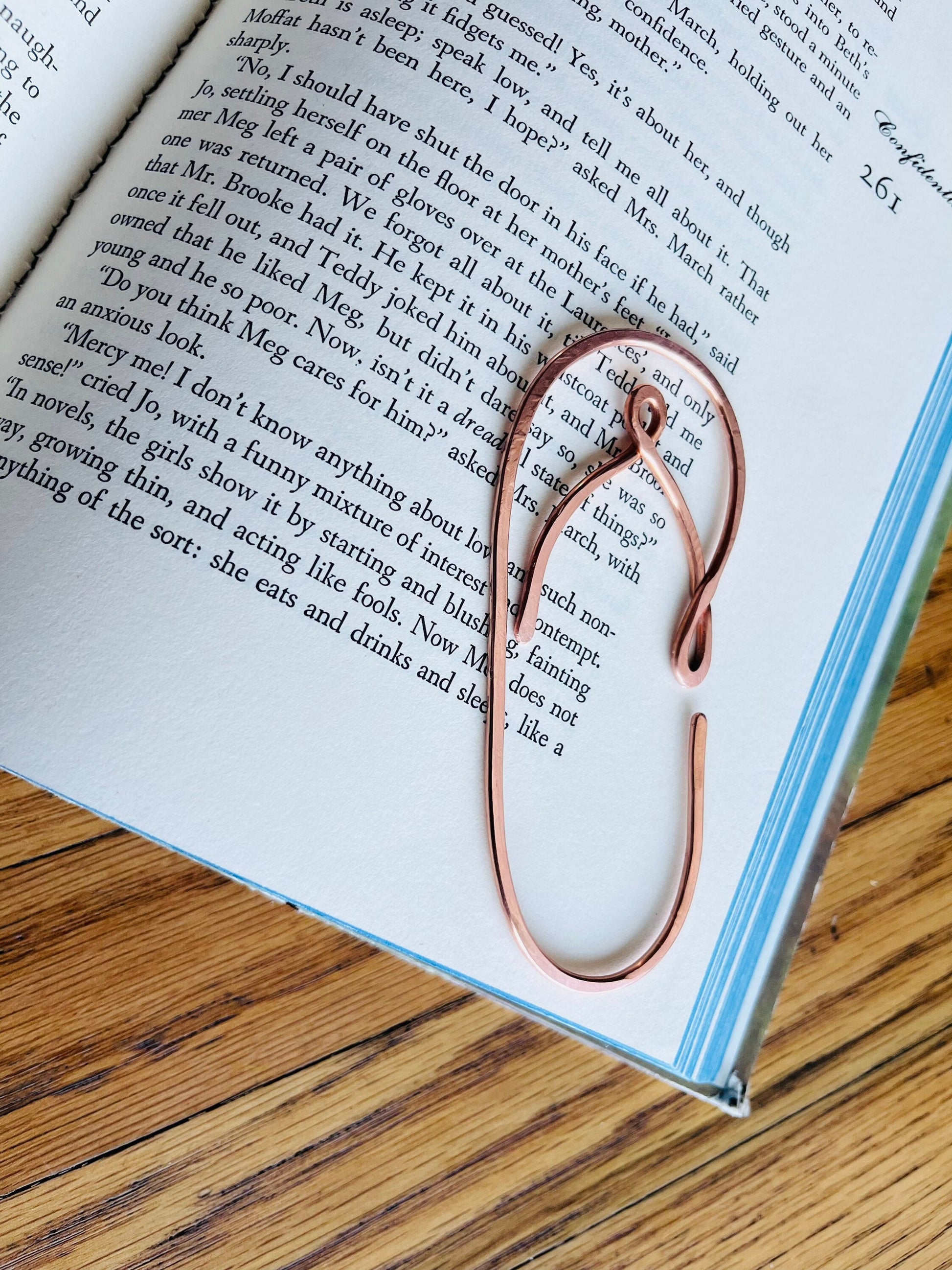 Sandal Bookmark | Handmade Copper Bookmark | Wire Line Art | Hawaiian Luau Party Favor | Bookworm Gift | Book Accessories | Book Stationary