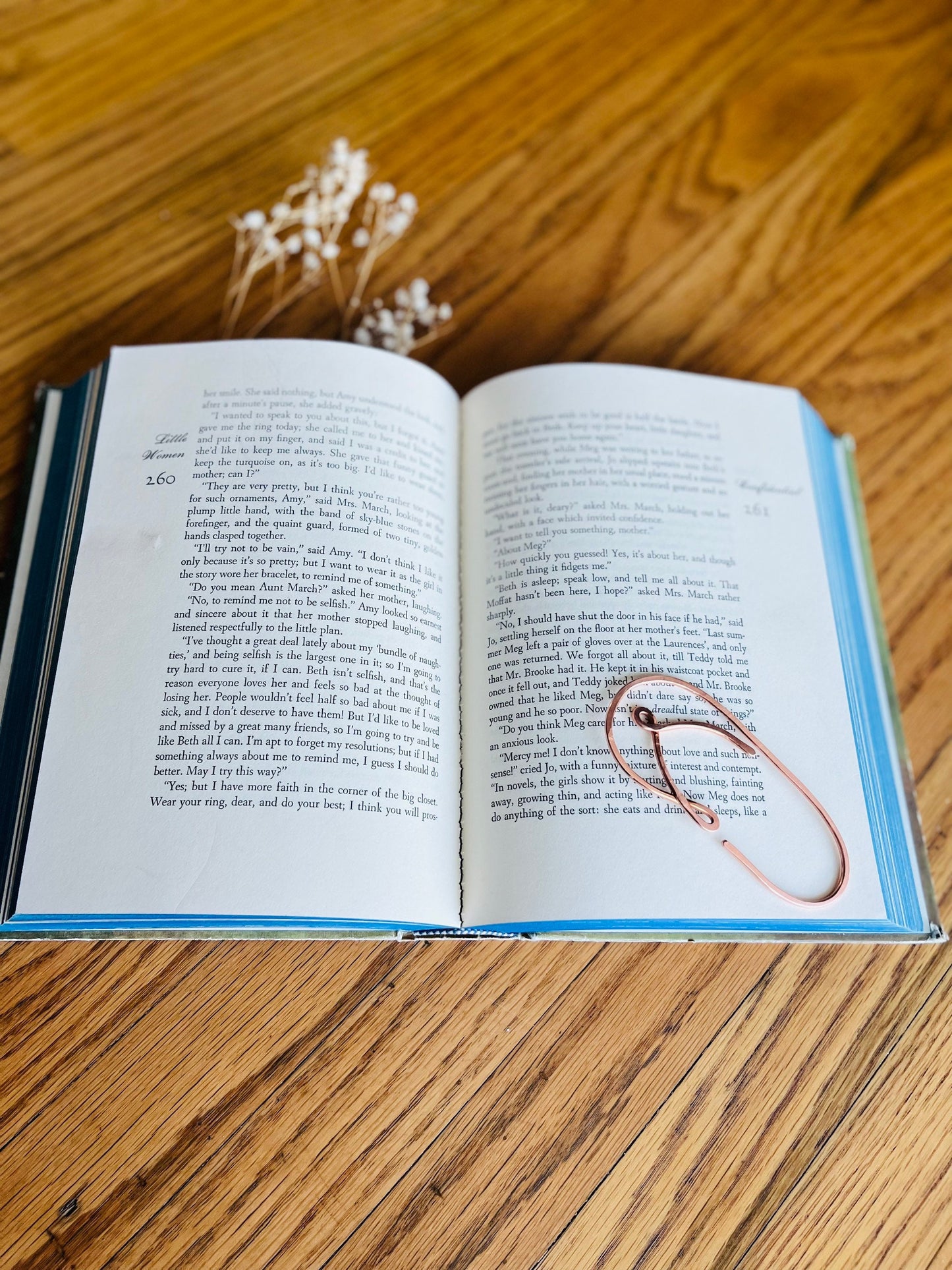 Sandal Bookmark | Handmade Copper Bookmark | Wire Line Art | Hawaiian Luau Party Favor | Bookworm Gift | Book Accessories | Book Stationary