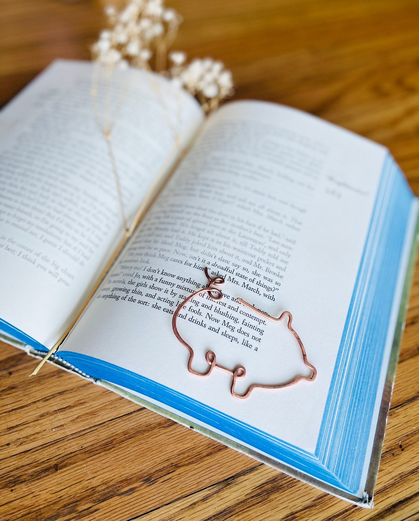 Pig Bookmark | Handmade Copper Wire Line Art | Piggy Farmhouse | Reading Accessories | Bookworm Gift | Journal Notebook Diary Stationary