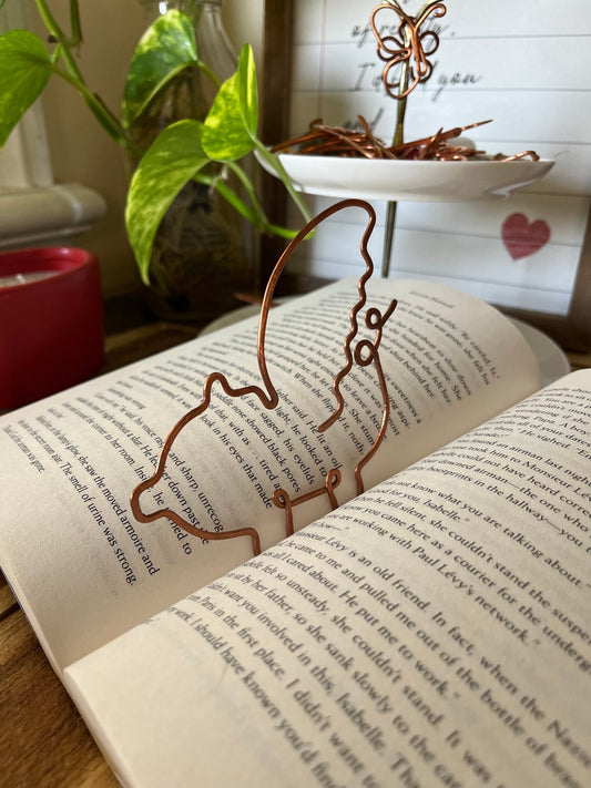 Pig Bookmark | When Pigs Fly Bookmark | Handmade Copper Wire Line Art | Journal Notebook Accessories | Reading Stationary | Book Jewelry