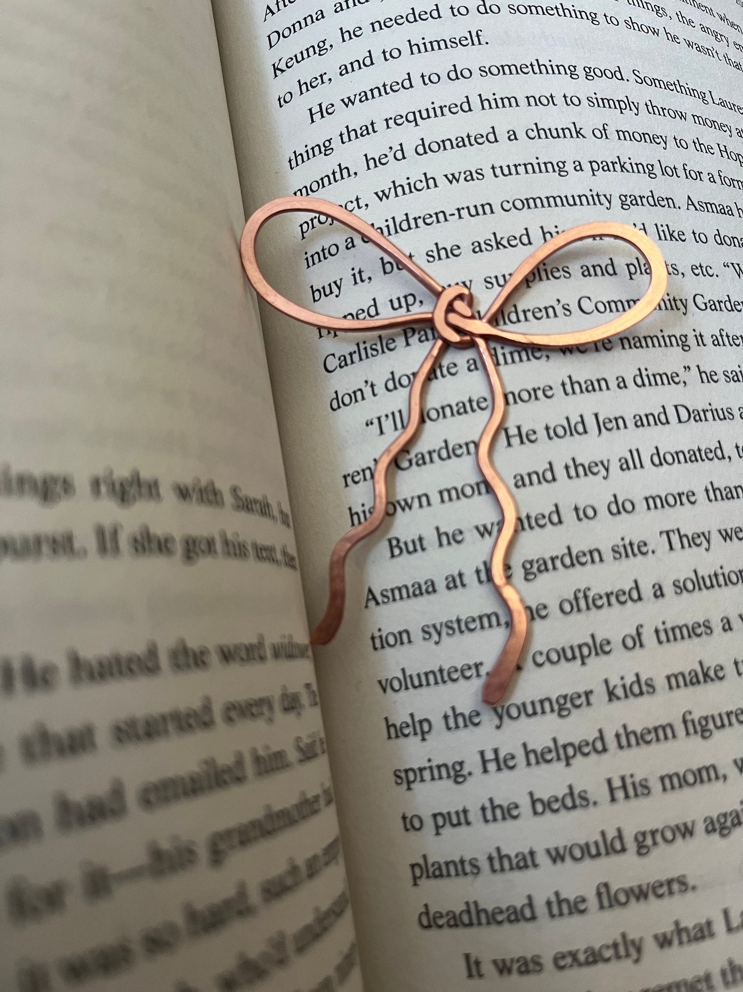 Custom Bow Handmade Wire Bookmark: Unique Bookish Jewelry, Metal Book Mark, Book Lover Gift, Book Clubs and Reading Accessory