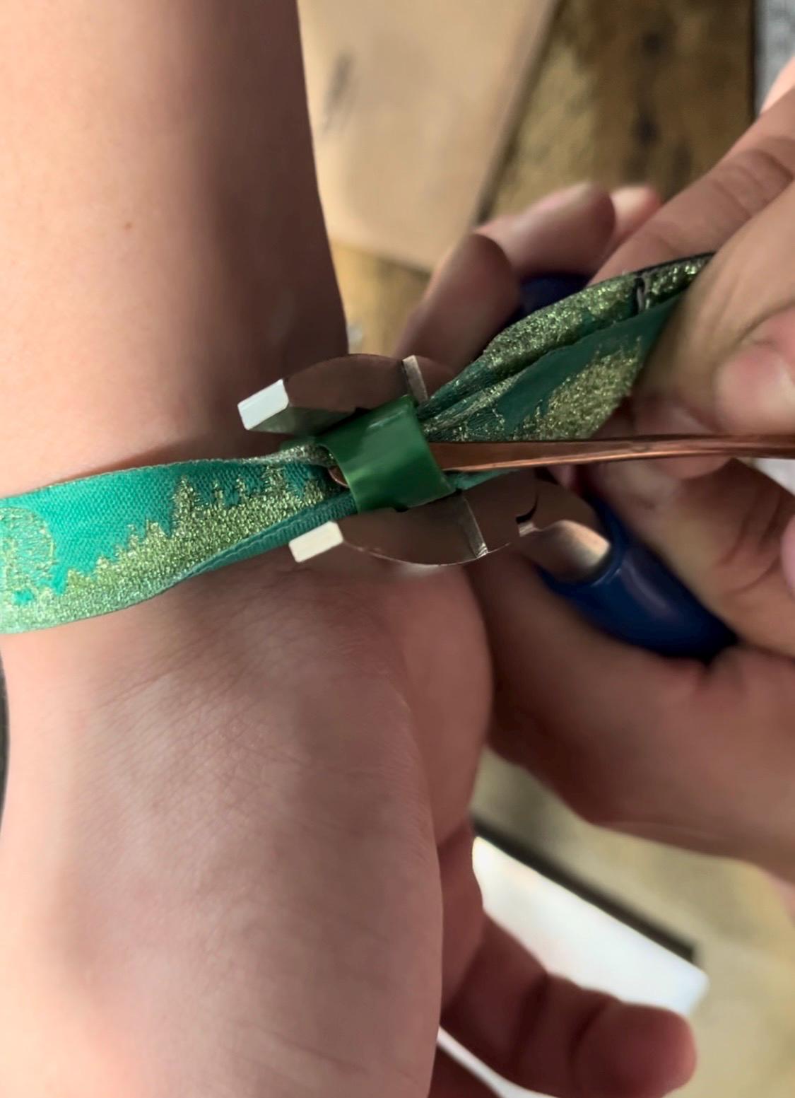 Boomerang Concert Festival Wristband Remover Tool | Save Memorabilia