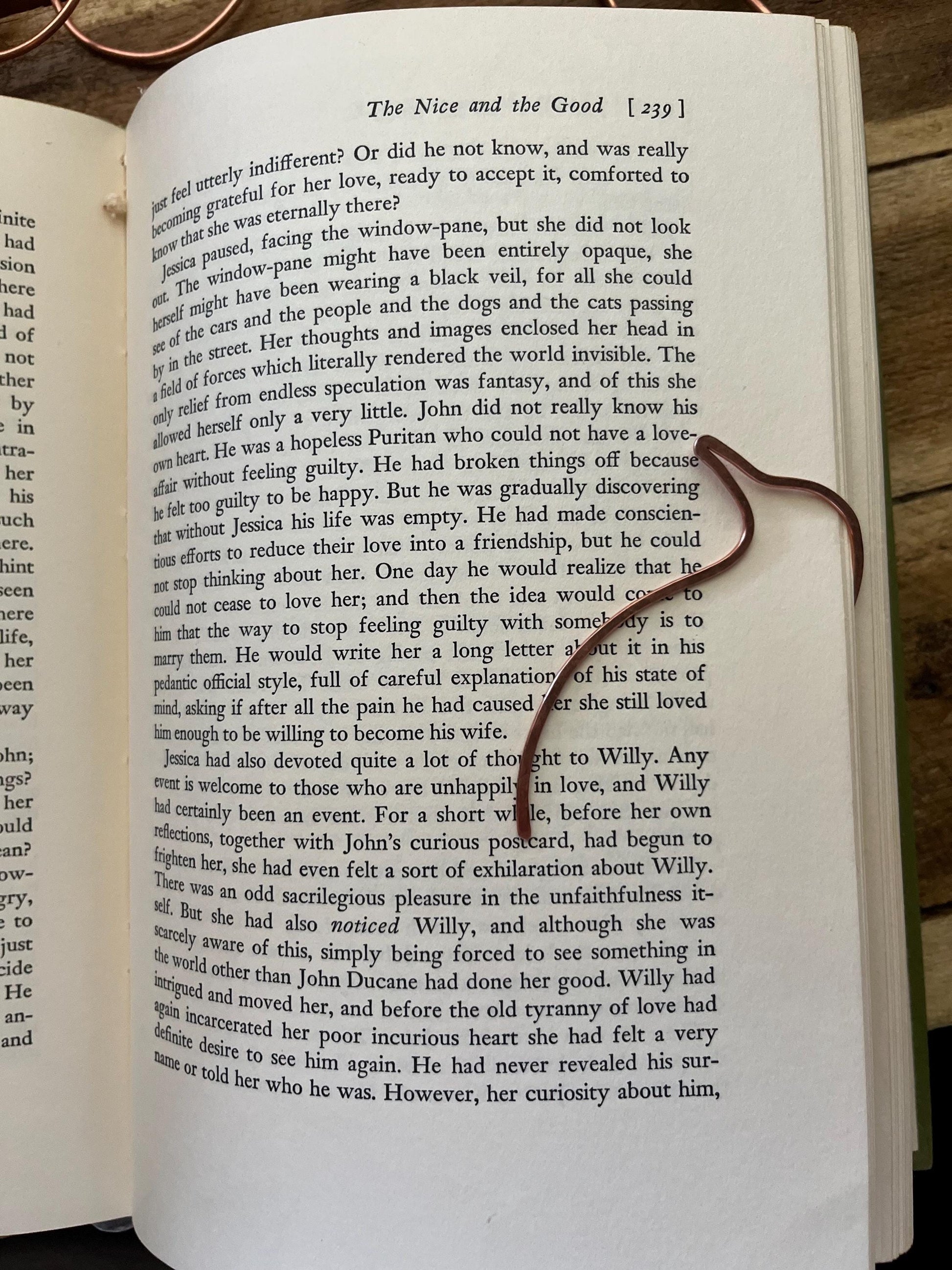Handmade Copper Penguin Bookmark: Book Lover Gift, Reading Accessory