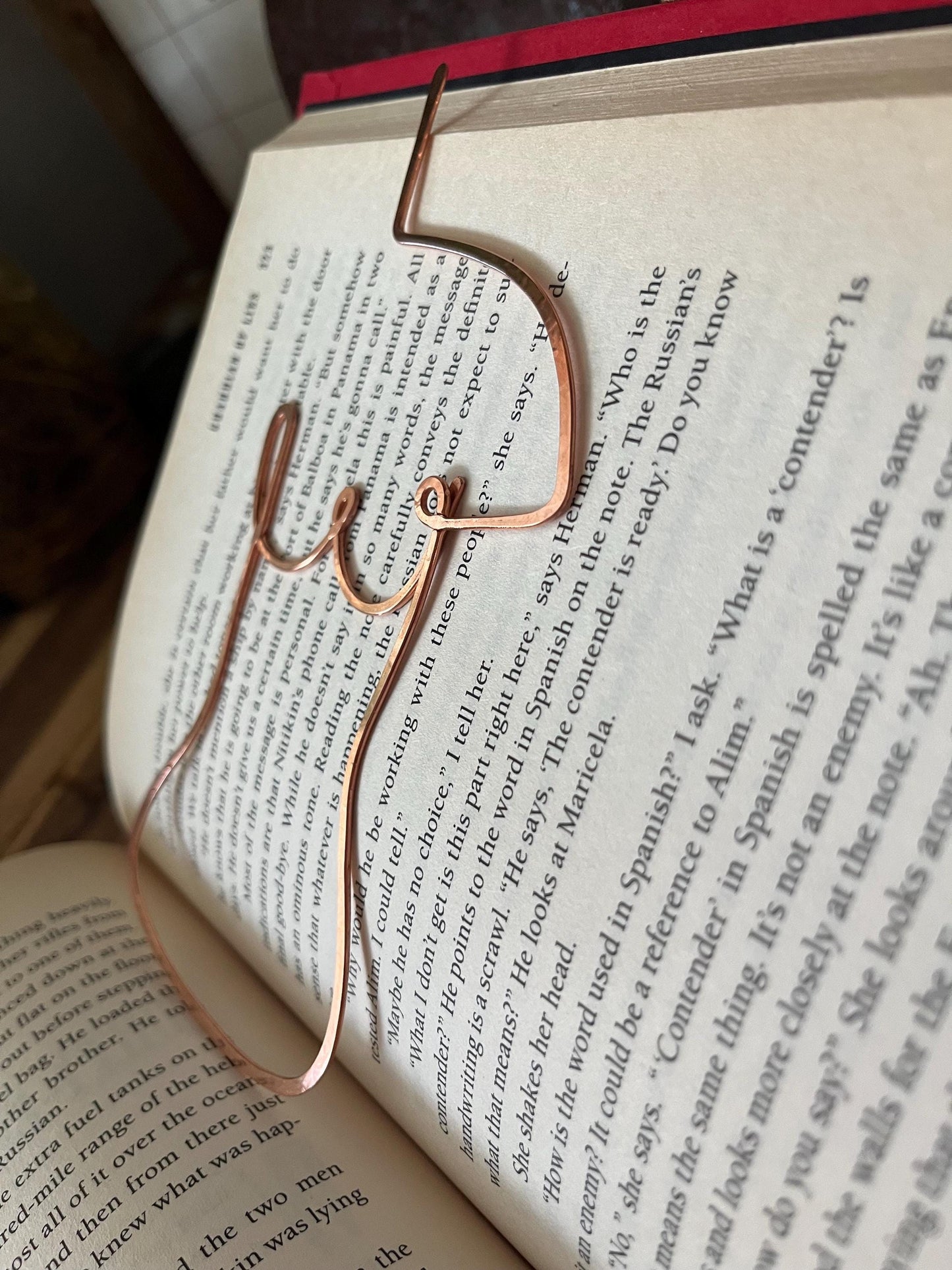Copper Wire Handmade Bookmark: Body Silhouette Line Art Reading Stationary